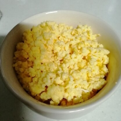 きれいな炒り卵ができました。
そぼろご飯に使いました。